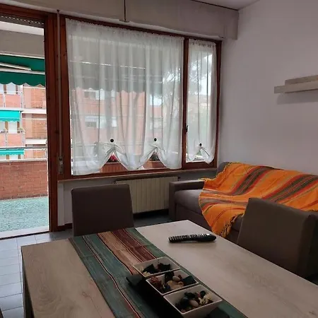 Casa Giuliana Tra Pineta E Mare 公寓 *