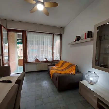 Casa Giuliana Tra Pineta E Mare * Viareggio