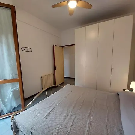 Διαμέρισμα Casa Giuliana Tra Pineta E Mare Βιαρέτζιο