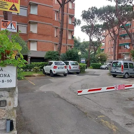 Casa Giuliana Tra Pineta E Mare Βιαρέτζιο